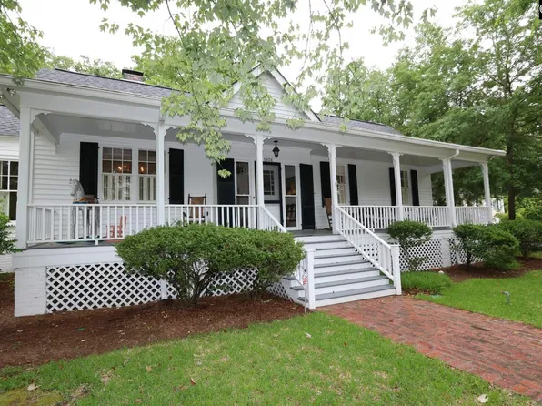 1906 Lyttleton St, Camden, SC 29020