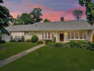 8 Appletree Ln, Glen Cove, NY, 11542