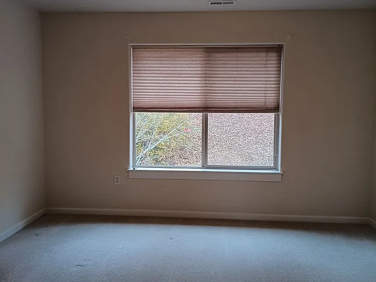 1296 Westbrook Dr NW — Photo 17