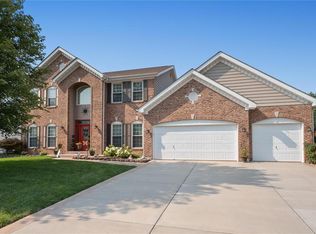2419 Pro Tour Dr, Belleville, IL 62220