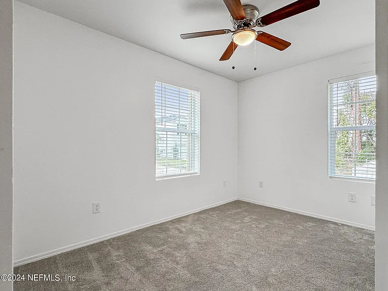 2220 Flesher Ave — Photo 21