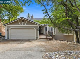 18278 Hummingbird Dr, Penn Valley, CA