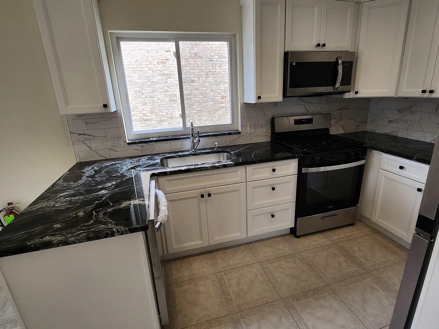 440 Brinkerhoff Ave — Photo 4