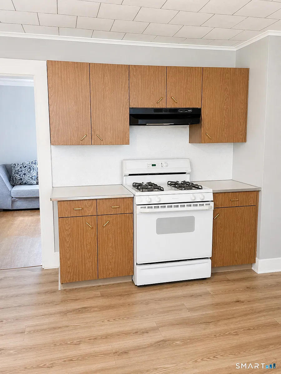 Building Photo - 29 Clairmont Ave #1