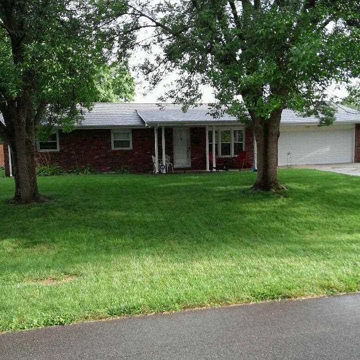 1st image of 1505 Robin Hood Dr
