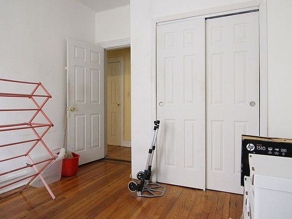 5th image of 915 43rd St #D1