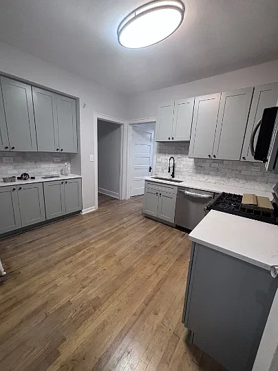 1 bed, 750 sqft, $1,850 — Photo 2