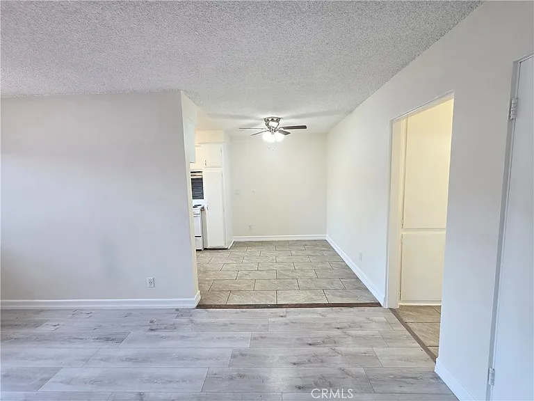 15436 Vanowen St #9 — Photo 8