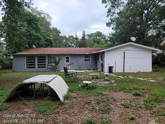 5th image of 1124 Landers St