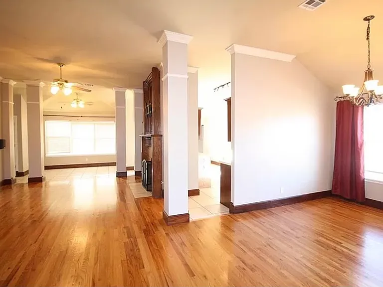 2120 Fair Meadow Dr — Photo 7