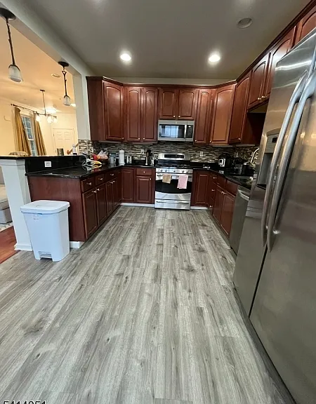 18 Ashley Ct — Photo 15