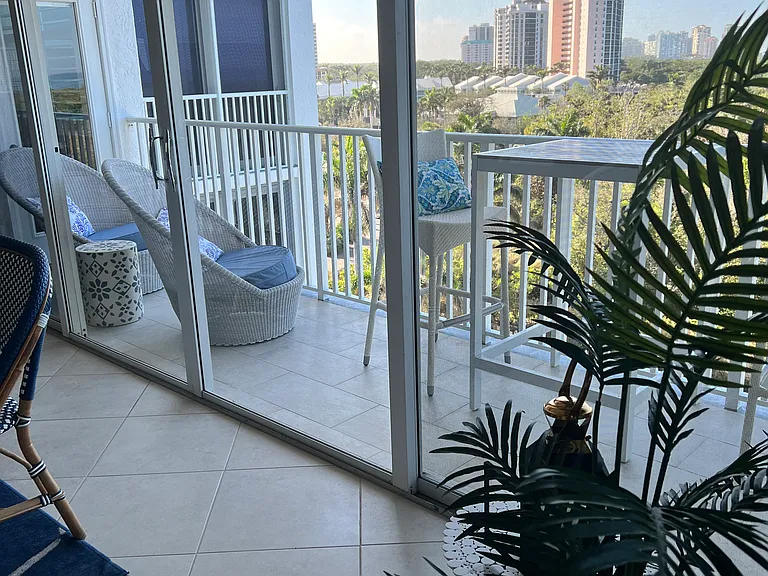 6361 Pelican Bay Blvd #503 — Photo 4