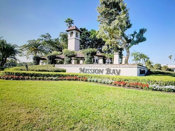 10655 Santa Laguna Dr