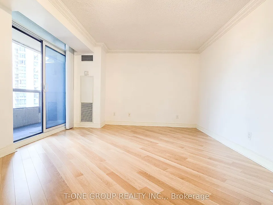15 Northtown Way #1729