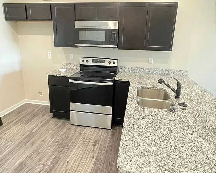 5303 N Toben Ct — Photo 5