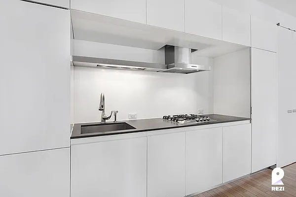 Rented by REZI | media 101