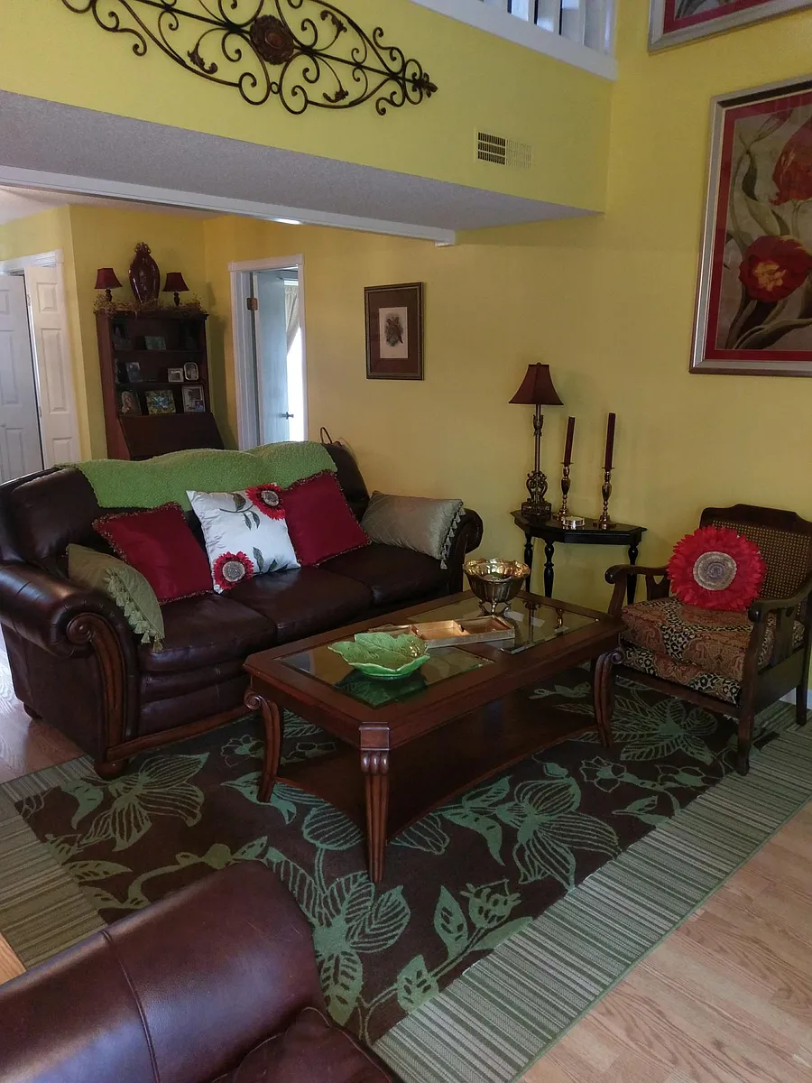 Living room - Gores Trailer Rd
