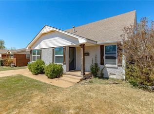 615 Ridgecrest Rd, Edmond, OK 73013