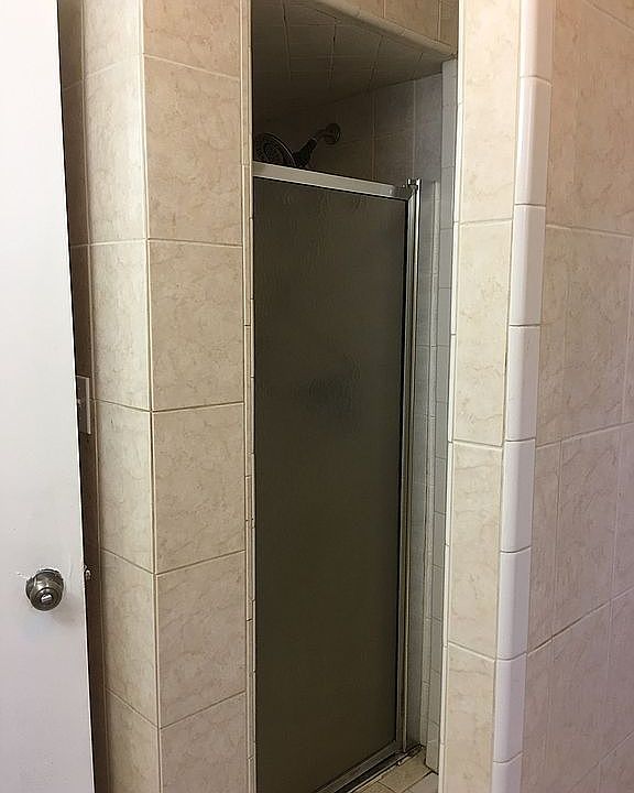 1st image of 328 S 9th Ave APT 1
