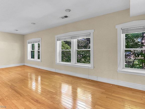 3rd image of 2472 Overlook Rd APT 8