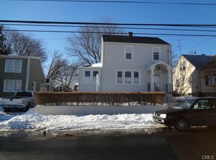 995 Sylvan Ave, Bridgeport, CT 06606