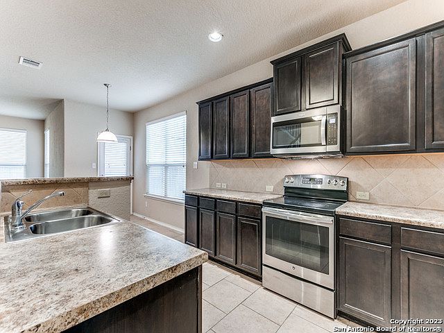 1st image of 8823 SCARLETT PL
