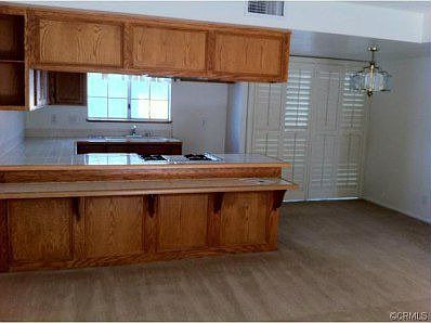 5th image of 2944 Fairmount Ave APT 12
