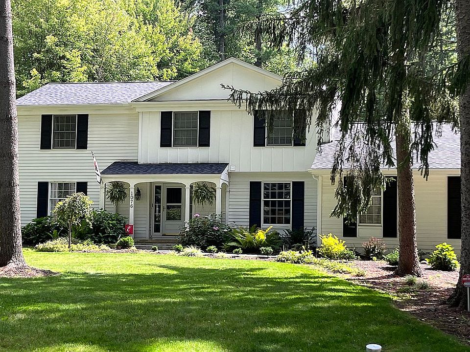1st image of 1076 Sheerbrook Dr