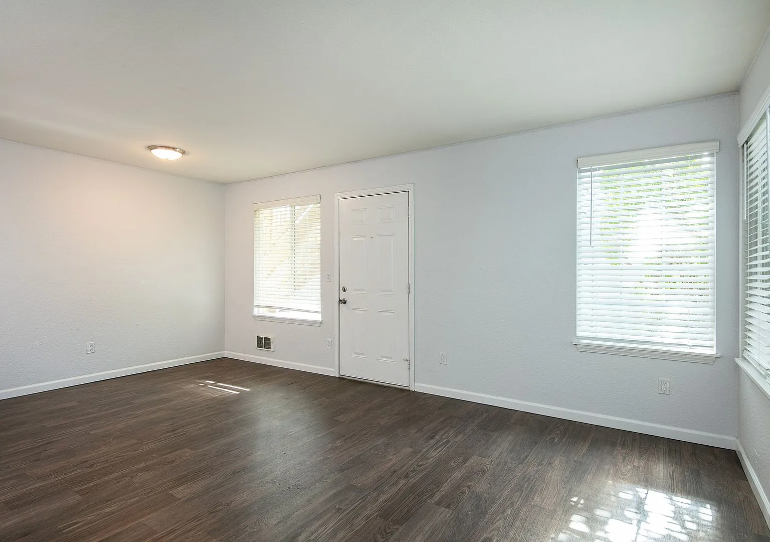 Erwin Estates — Photo 4