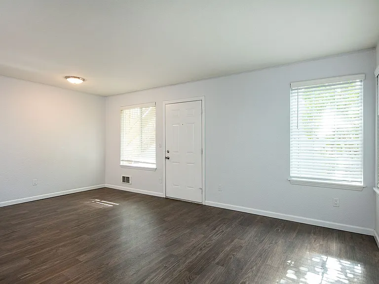 Erwin Estates — Photo 7