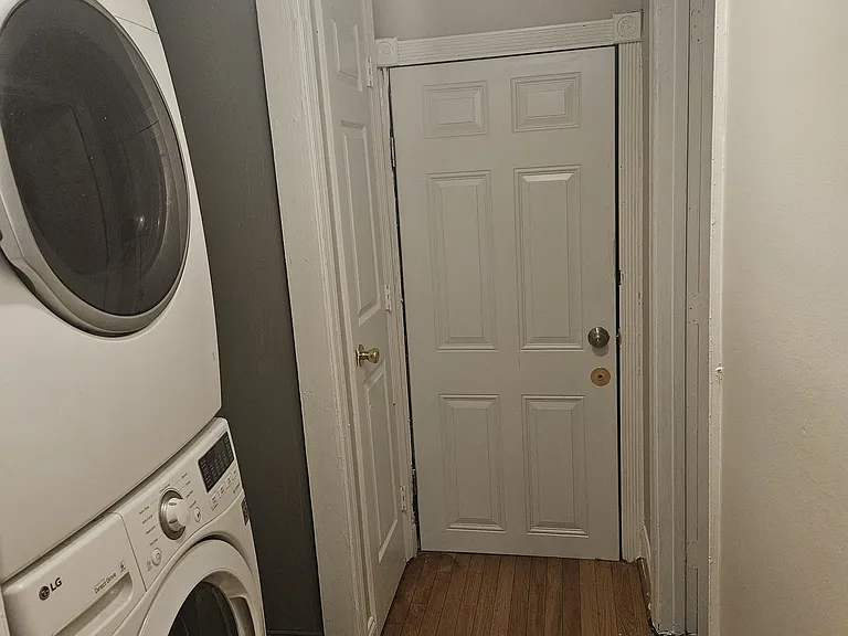 805 Eastern Ave — Photo 7