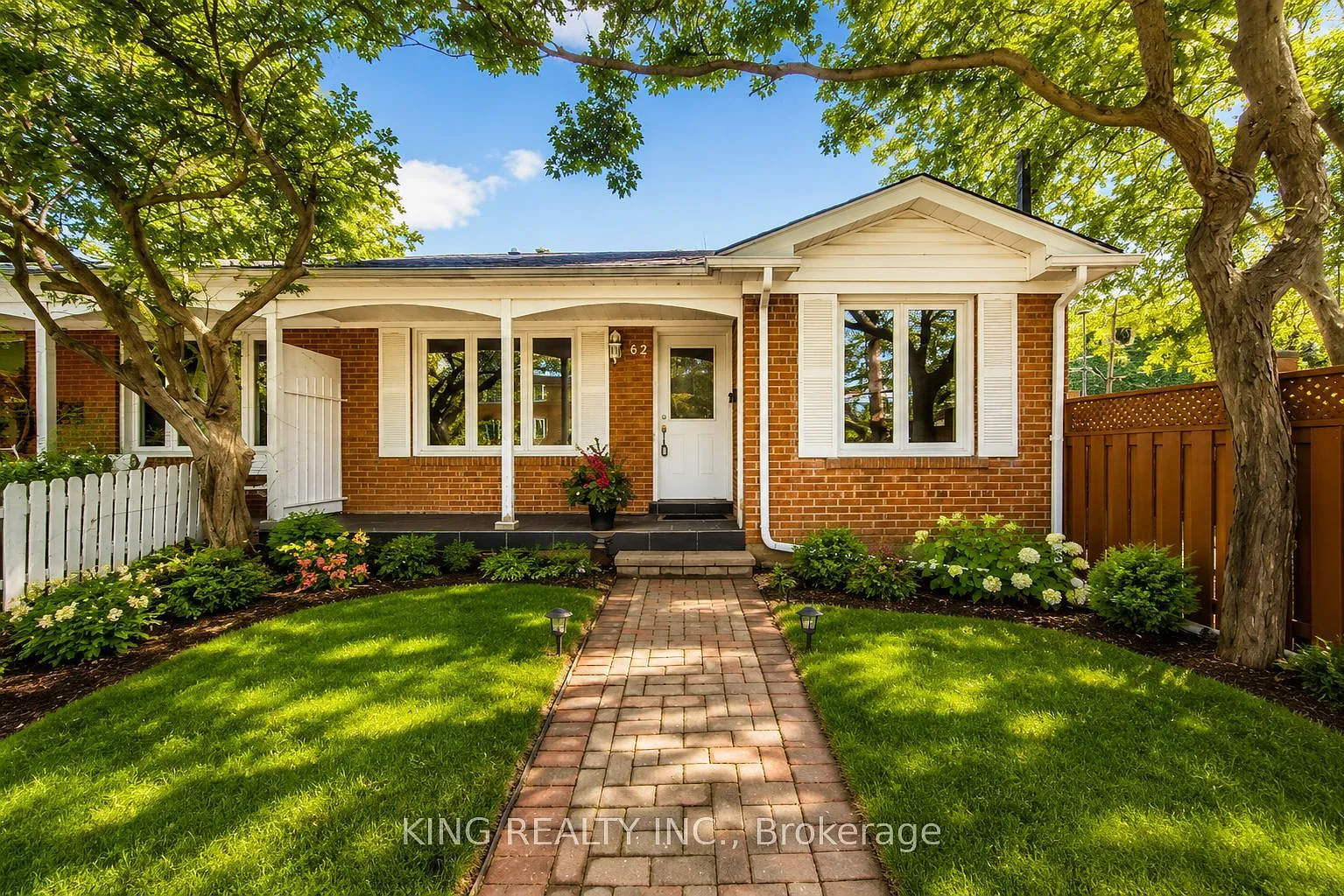 5 bed, $4,995 — Photo 1