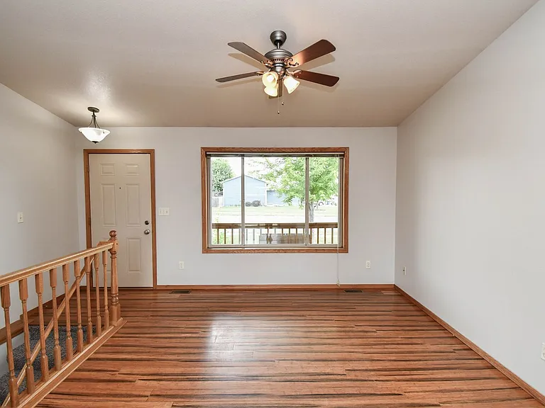 5101 W Cushman St — Photo 17