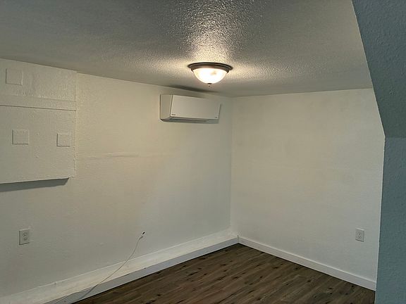 5th image of 3625 2nd Ave S #1