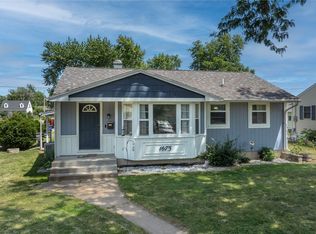 1675 9th St NW, Cedar Rapids, IA 52405