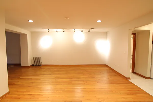 Rented by America Mecca Realty LLC | media 13