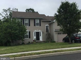 1014 Fallbrook Ln, Pottstown, PA 19464