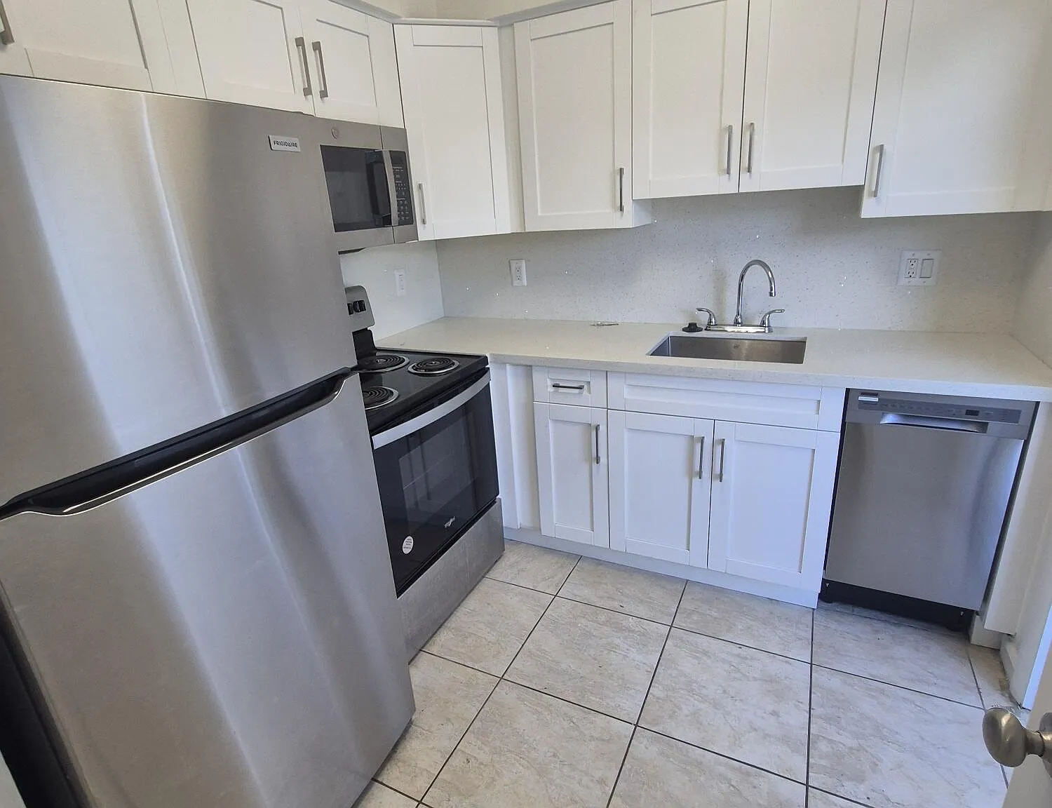 1 bed, 1.0 bath, 660 sqft, $1,790 — Photo 1