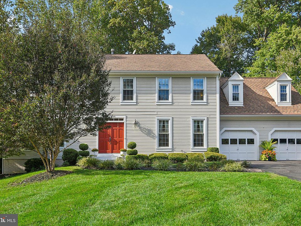 1st image of 10836 Oakcrest Ct