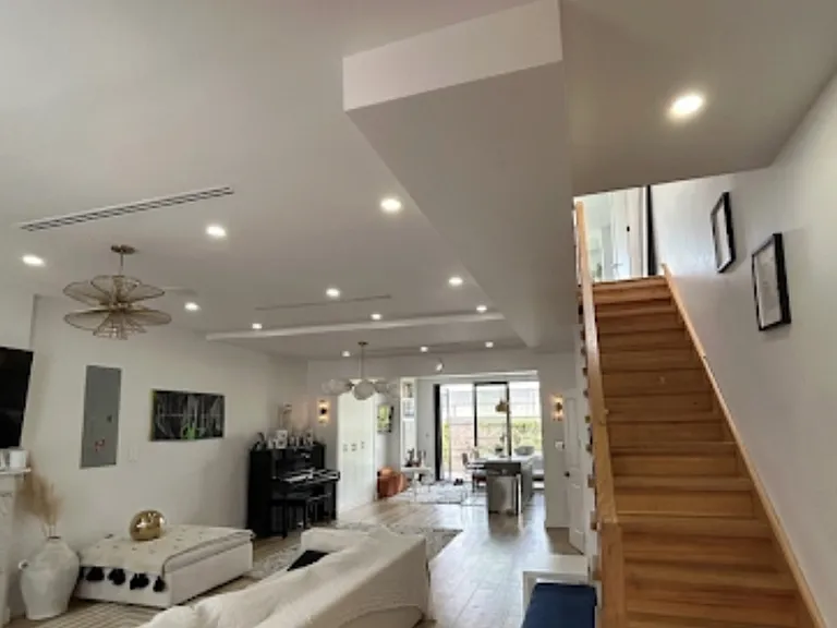 2077 Pacific St #207 — Photo 5