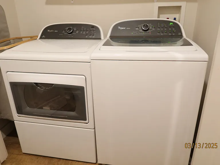Hawthorne Gardens Apartments — Photo 9