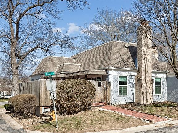 2nd image of 8741 Riggs Cir