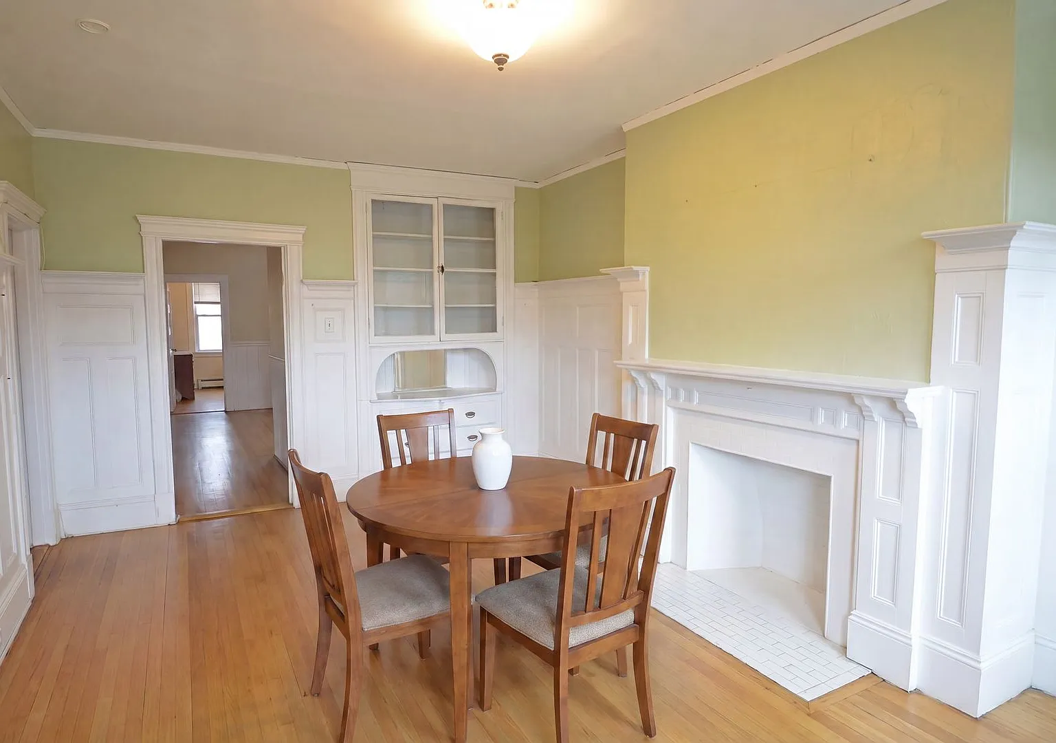 1813 Beacon St #3C Brookline MA 02445 — Photo 2