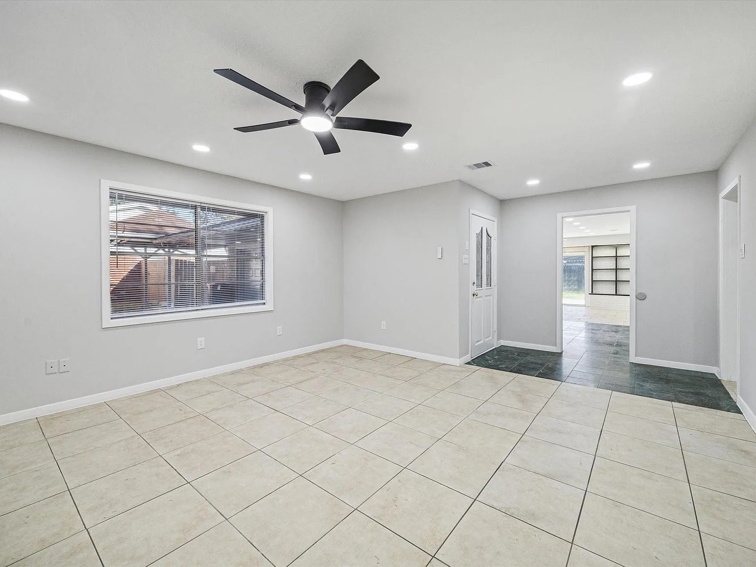 4 bed, 2.0 bath, 1668 sqft, $2,250 — Photo 4