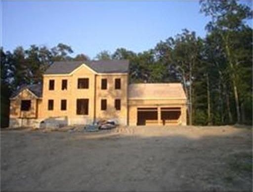1st image of 16 Northridge Dr