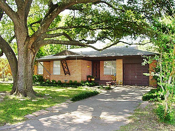 1st image of 4024 Huaco Ln