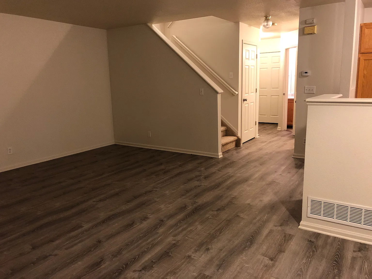 3 bed, 2.5 bath, 1878 sqft, $2,375 — Photo 4