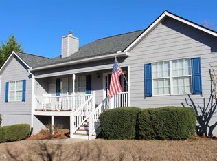 112 Hickory View Ln, Acworth, GA 30101