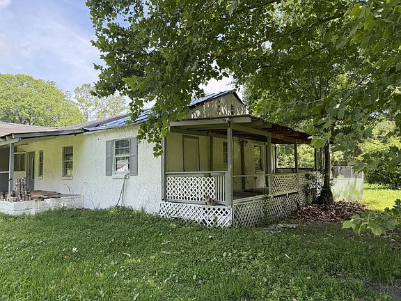 2nd image of 6866 Horseshoe Cir
