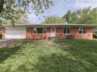 2136 Woodcrest Rd, Indianapolis, IN 46227